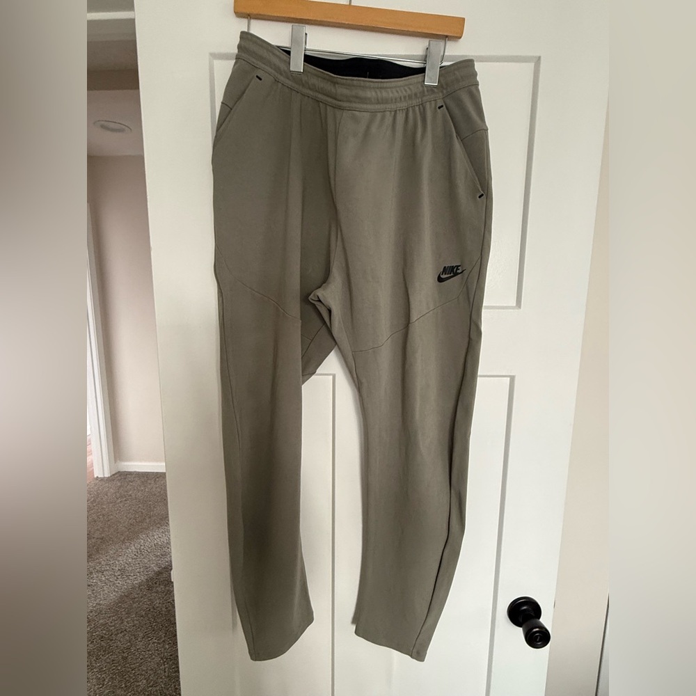 Nike Men's Tech Fleece Jogger pants XL